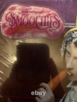 Ashnikko Smoochies Vinyl LP Hand Signed Indie Exclusive AUTOGRAPH PROOF White