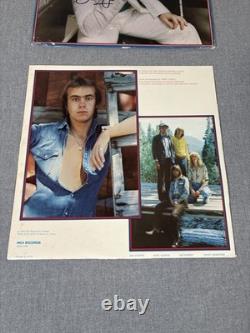 Elton John Signed Autograph Greatest Hits 1974 Vinyl LP Album-Scratches On Cover