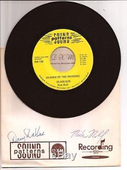 Glass Sun Vintage Vinyl 45 RPM Garage Band Record / Signed