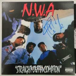 Ice Cube signed NWA Straight Outta Compton vinyl record album LP (B) Beckett COA