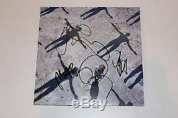 MUSE BAND SIGNED'ABSOLUTION' VINYL RECORD withCOA MATT BELLAMY CHRIS DOMINIC X3