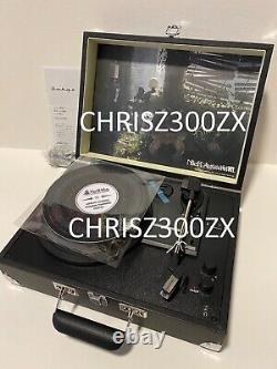 NieR Automata Vinyl Record Player Turntable SIGNED 2B Kira Silver Yorha Slip mat