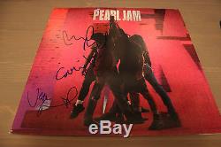 PEARL JAM TEN Vinyl Record Signed by Eddie Vedder Jeff Ament Mike McCready