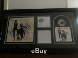 Rumours SIGNED BY BAND LP by Fleetwood Mac FRAMED