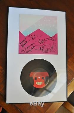 SDCC 2017 Steven Universe 7 Vinyl Record Signed by the Cast and Creator