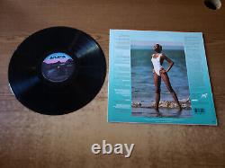 SIGNED 1980s VG++ Whitney Houston Whitney Houston 8212 LP33