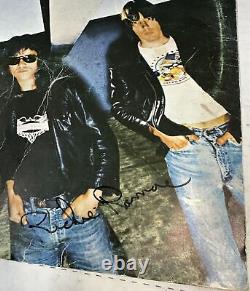 SIGNED Ramones Leave Home Vinyl LP Album 1977 Sire Records SR 6031 NP