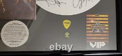 Stryper Band Signed Soldiers Under Command Ltd Ed white vinyl with picks & pass