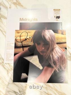TAYLOR SWIFT Midnights Mahogany Edition Vinyl With Hand Signed Photo (+ HEART)