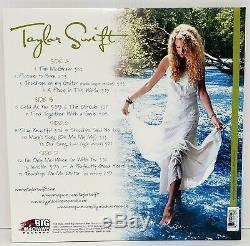 TAYLOR SWIFT Signed Vinyl LP Record Vinyl Beckett BAS #G66388