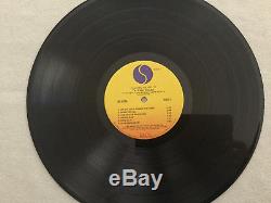 Talking Heads 77 Vinyl 12 SR 6036 Signed by all 4 members 8/25/78