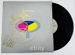 YES Signed 90125 Vinyl LP Record Rabin White Anderson Autographed